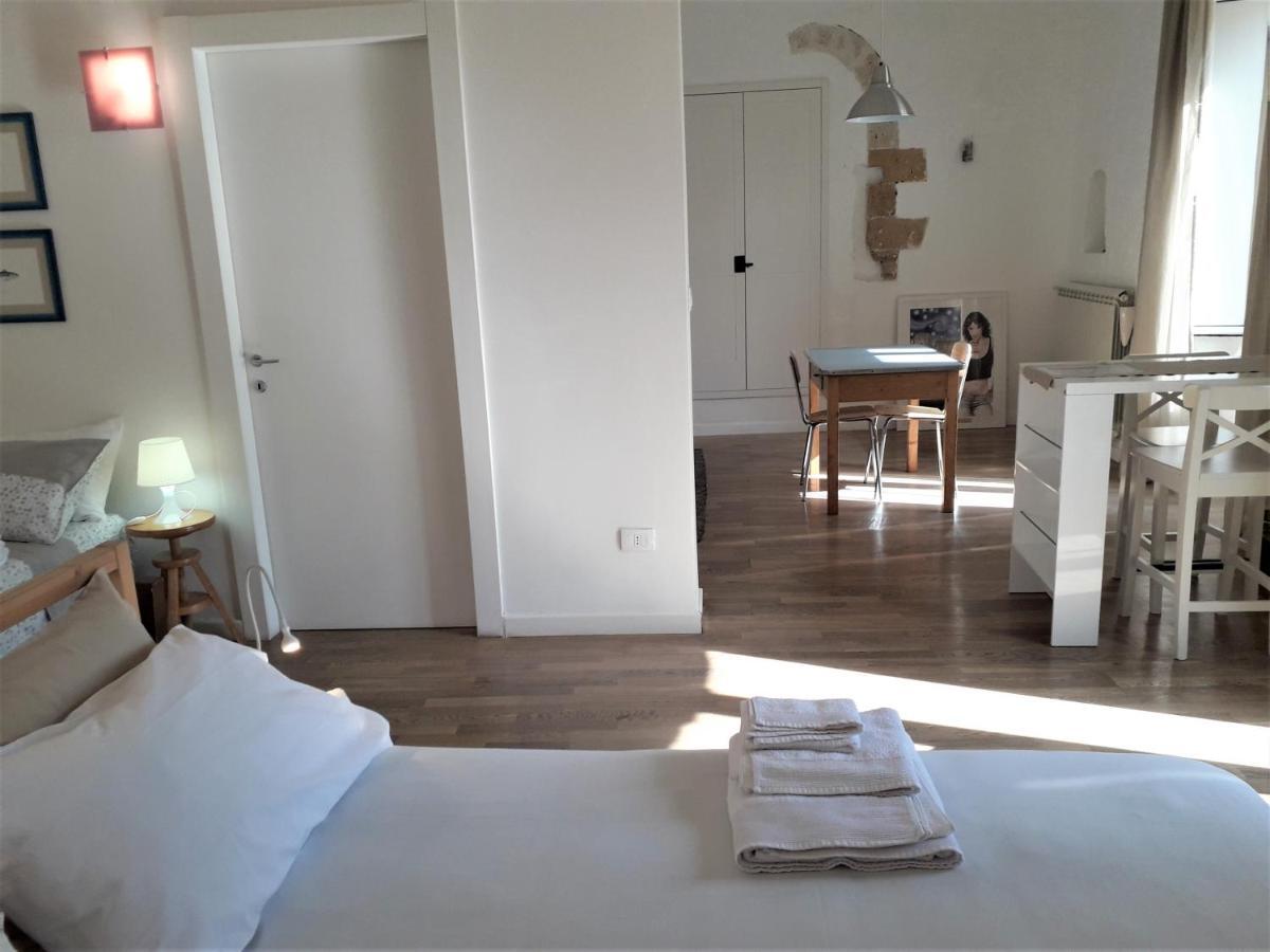 I Templari B&B Self-Contained Бриндизи Экстерьер фото